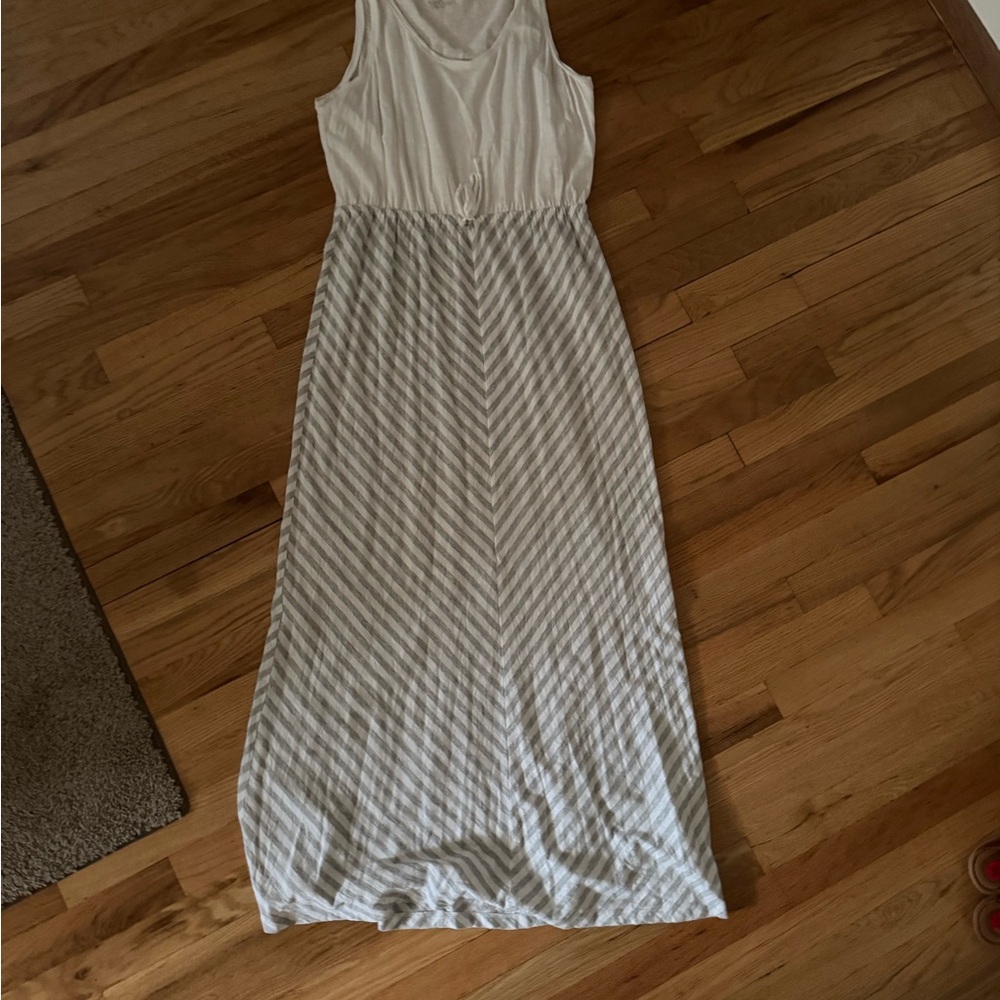 Sonoma Gray Scoop Neck Sleeveless Maxi Sundress